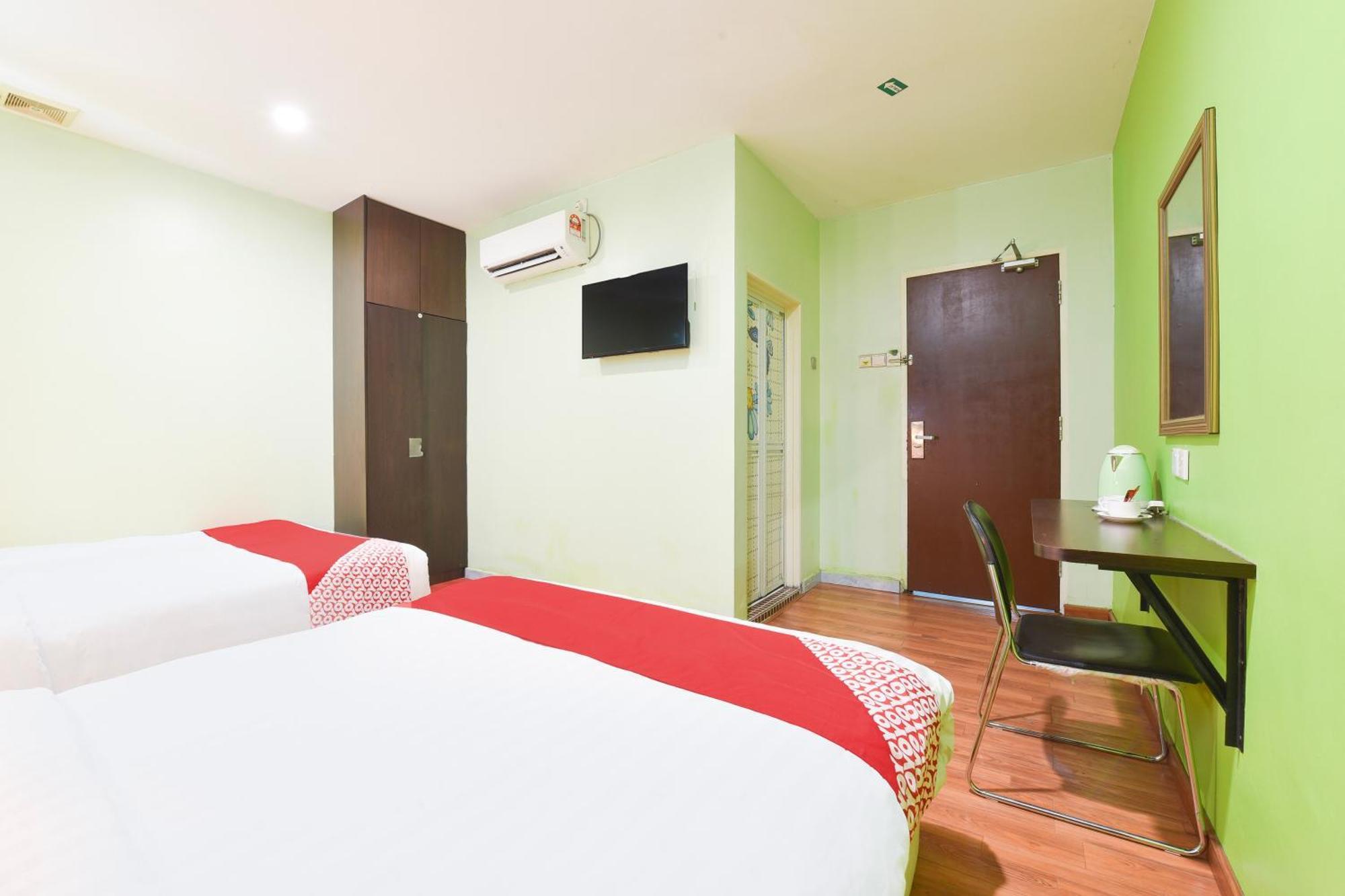 Hotel O G Home Hotel, Kota Bharu, Kelantan. エクステリア 写真
