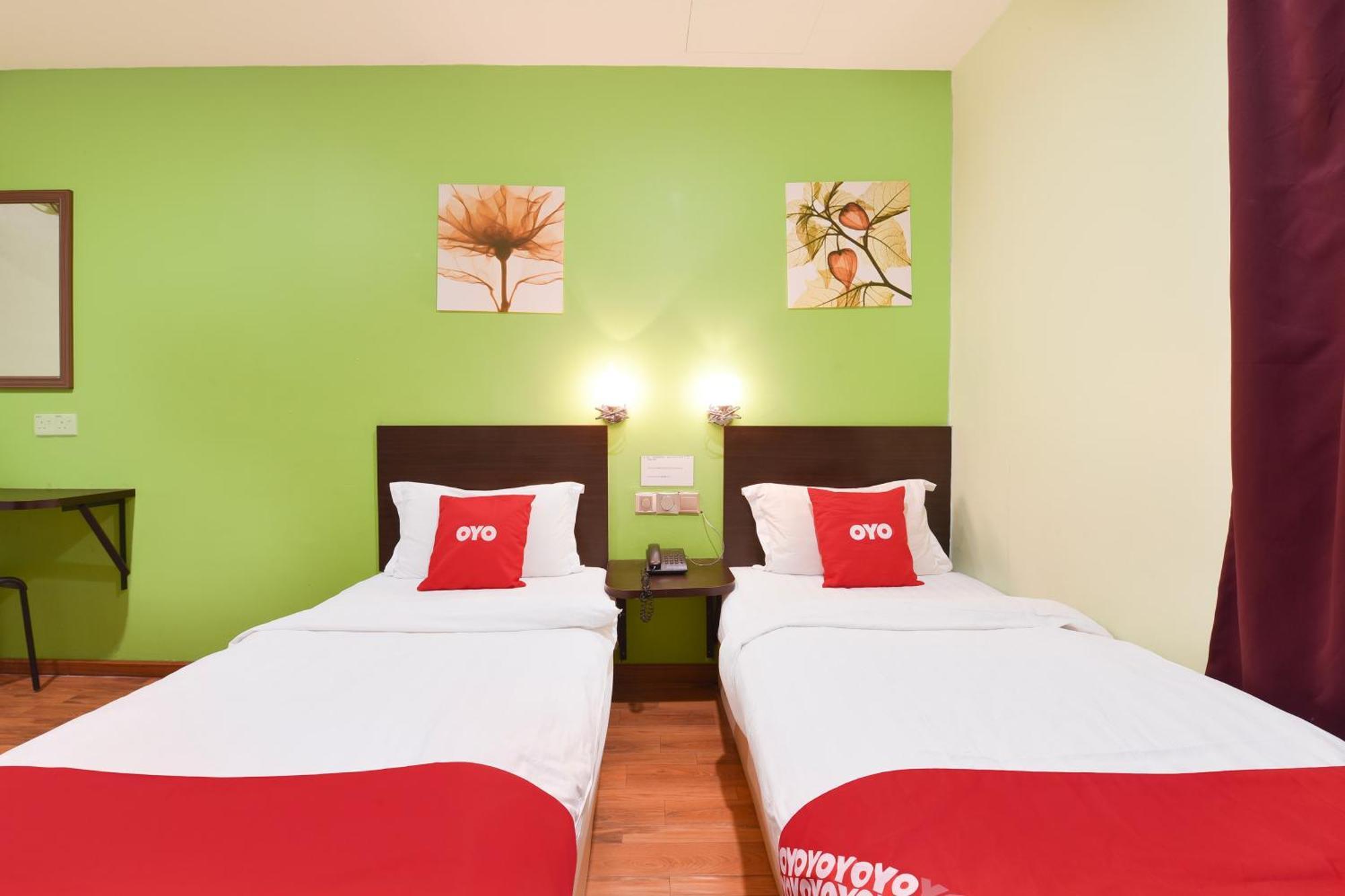Hotel O G Home Hotel, Kota Bharu, Kelantan. エクステリア 写真