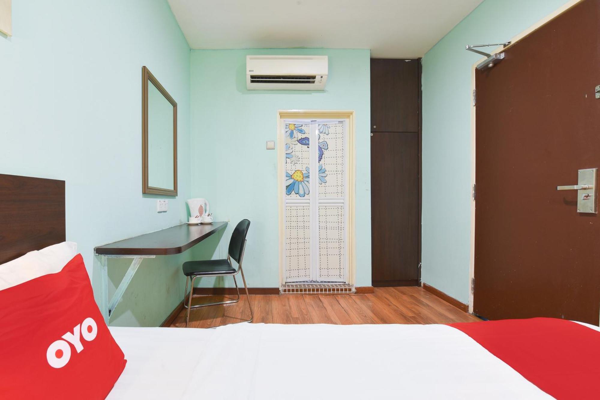Hotel O G Home Hotel, Kota Bharu, Kelantan. エクステリア 写真