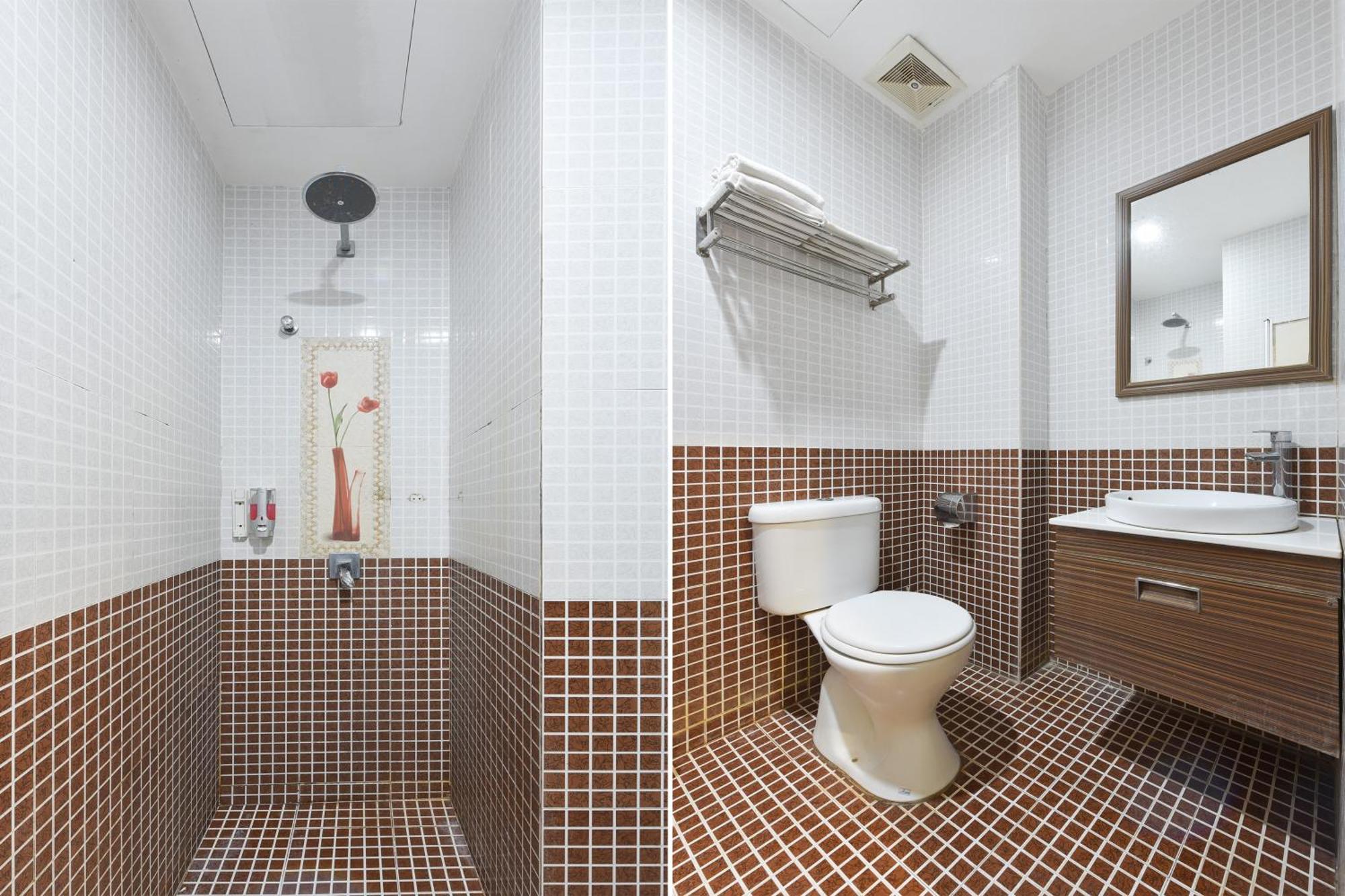 Hotel O G Home Hotel, Kota Bharu, Kelantan. エクステリア 写真
