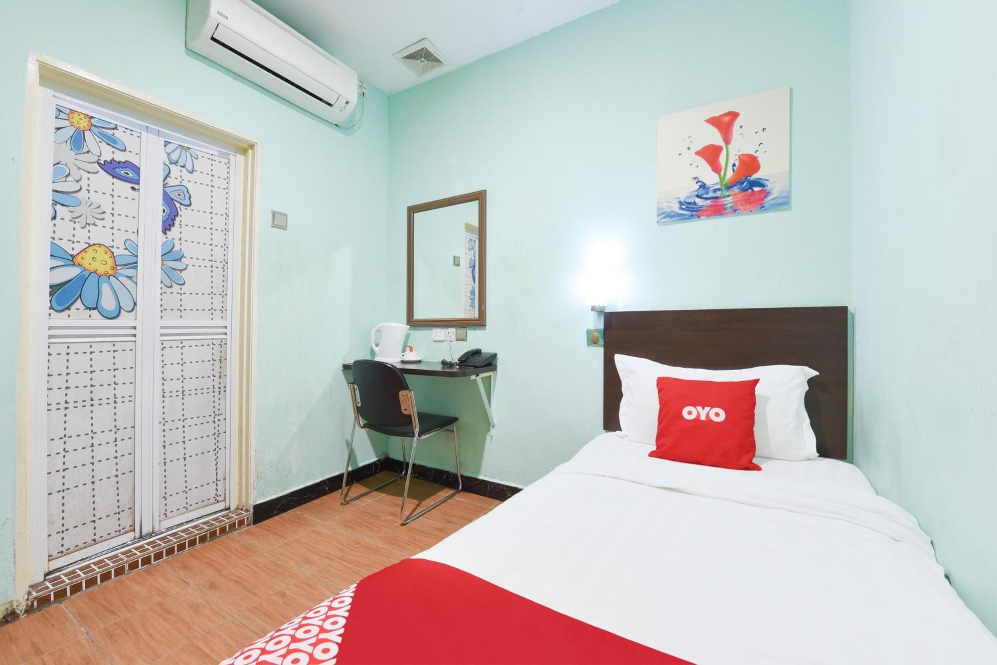 Hotel O G Home Hotel, Kota Bharu, Kelantan. エクステリア 写真