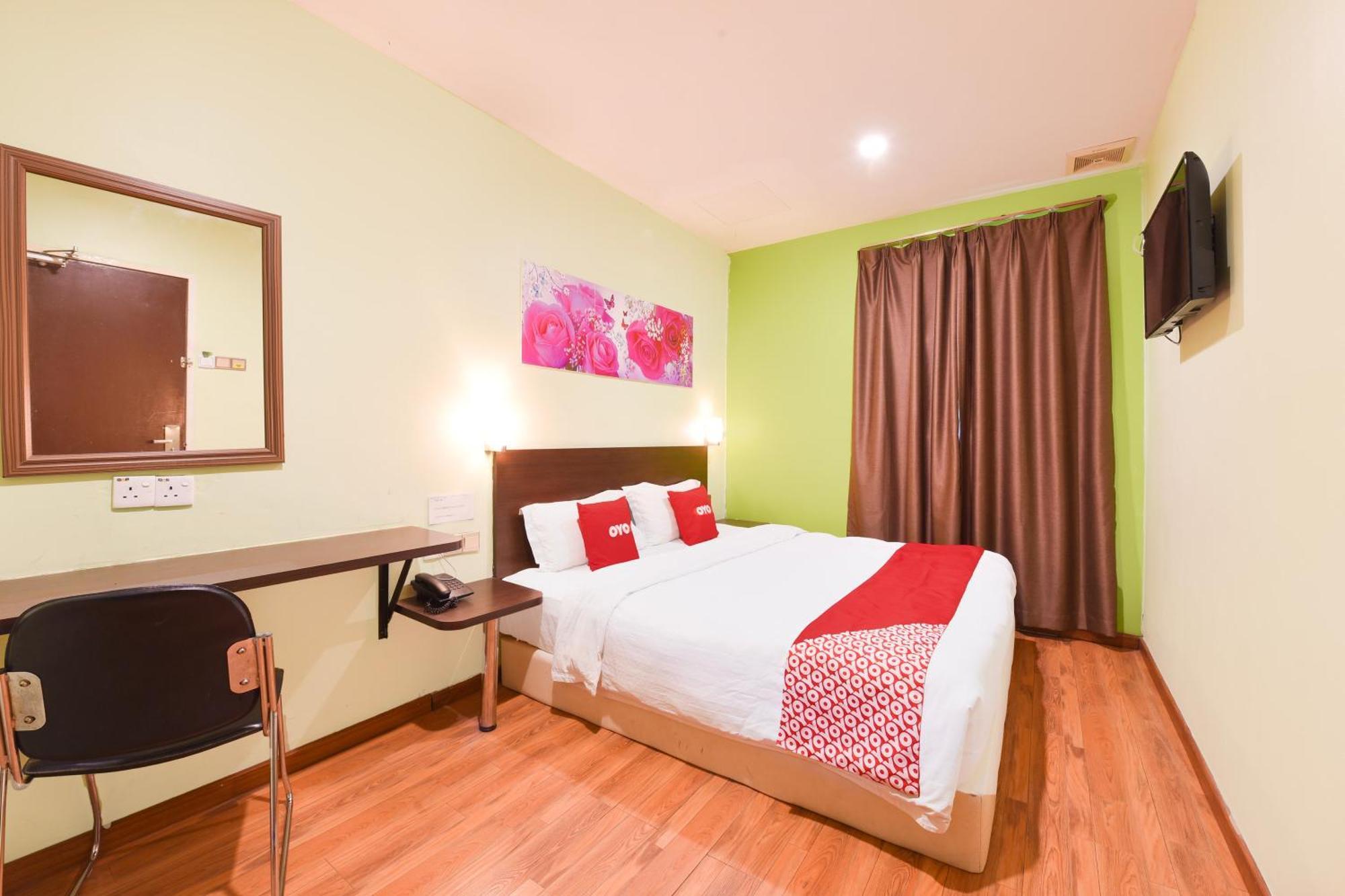 Hotel O G Home Hotel, Kota Bharu, Kelantan. エクステリア 写真